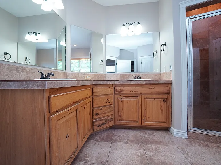 2511 W Teano Dr — Photo 31