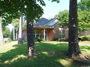 101 Creekview St, Hot Springs, AR 71913