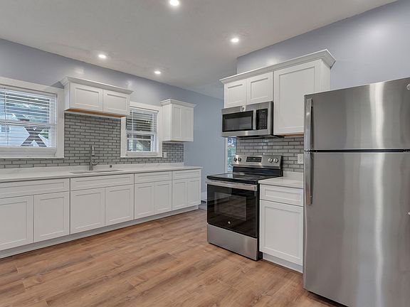 4th image of 39 Hope St #1