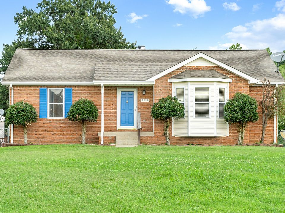1st image of 1819 Cottingham Ct