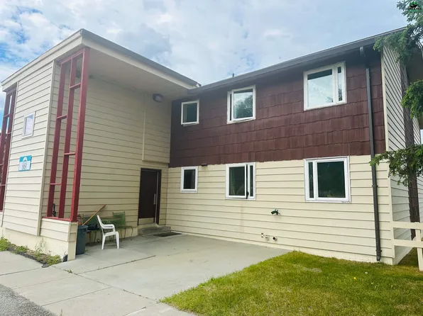 660 Fairbanks St, Fairbanks, AK 99709