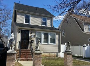 14137 181st St, Springfield Gardens, NY 11413