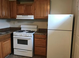 1212 Ericsson Ave, Akron, OH 44306