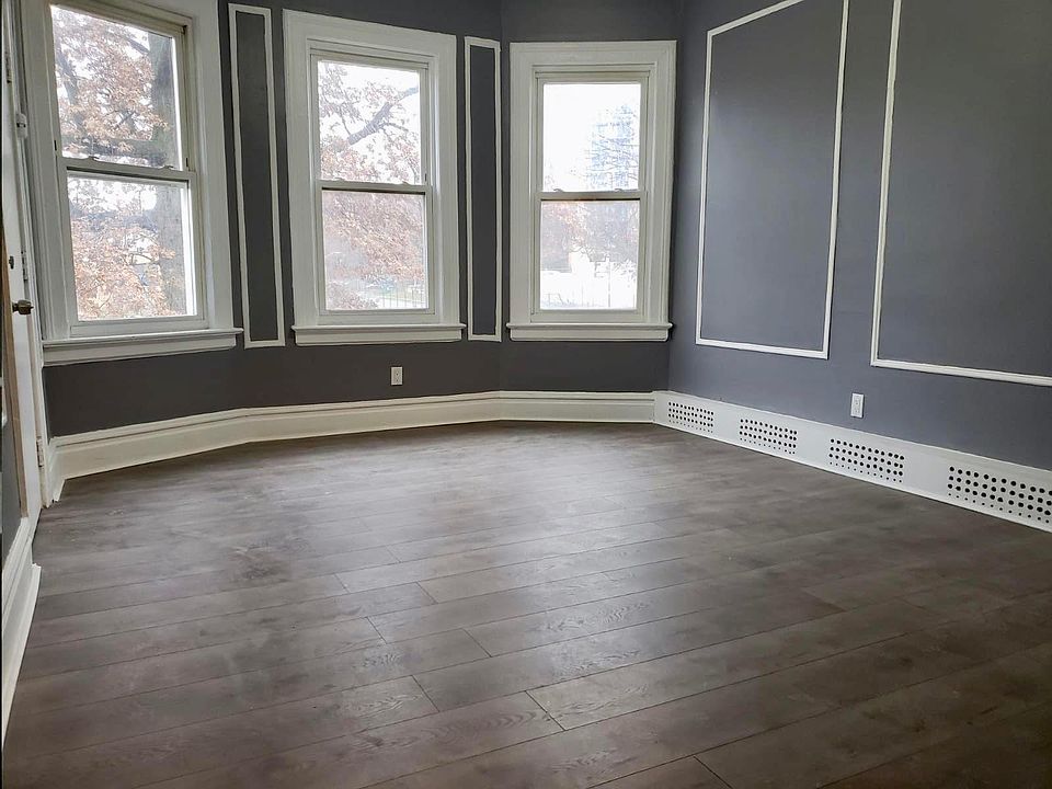 1st image of 124 Hamilton St APT 2