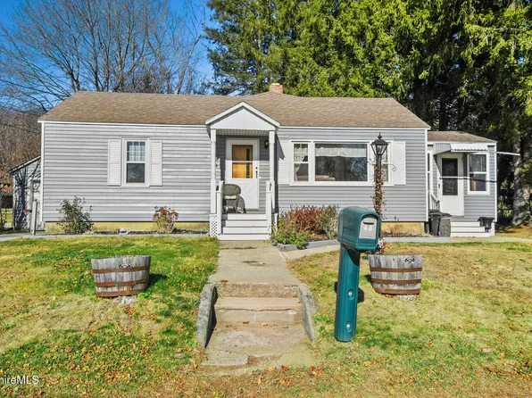 48 Jordan Ave, Hinsdale, MA 01235