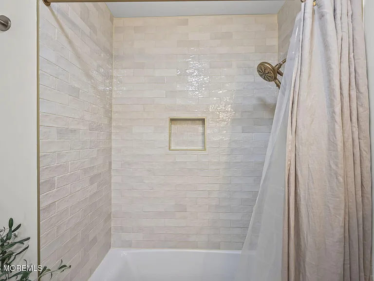 2 Oyster Creek Dr — Photo 28