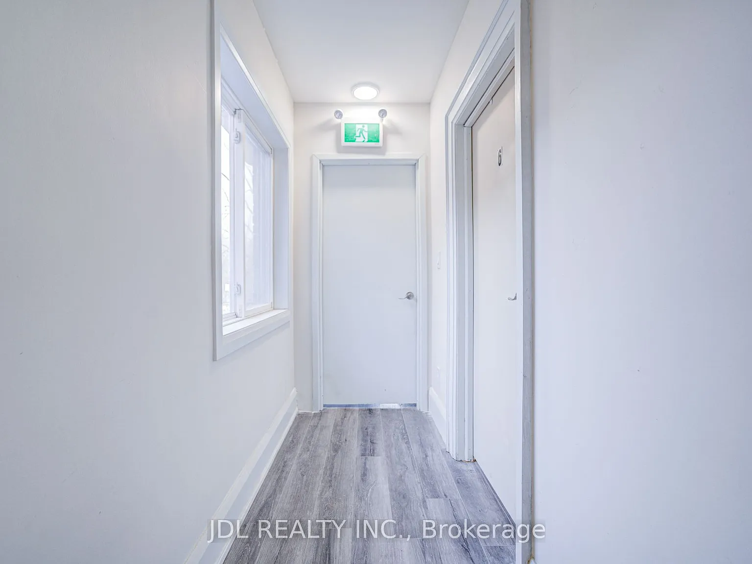 2 bed, $1,950 — Photo 1