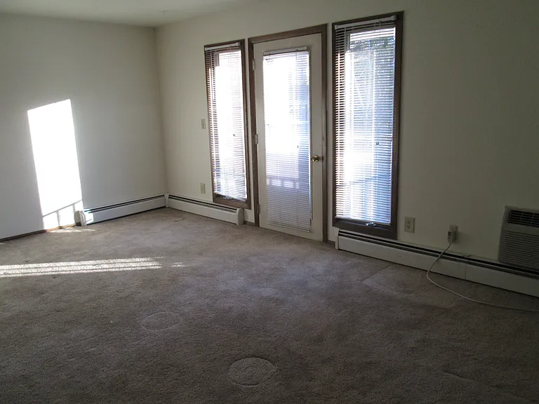 Rose Valley Apartments — Photo 7