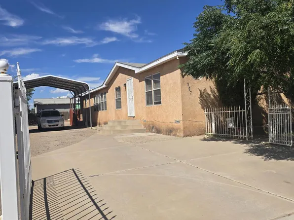 307 Gore Ave SE, Albuquerque, NM 87105