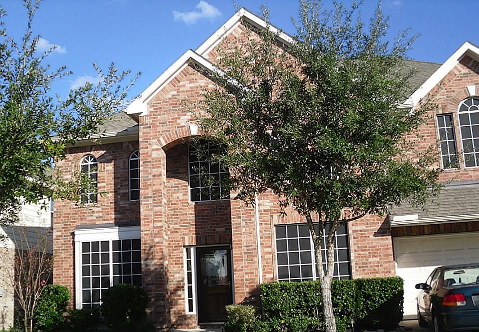 1st image of 3207 Village Pond Ln