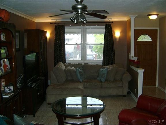3rd image of 3018 Philip Ave