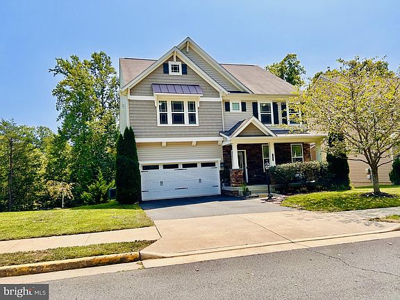 2nd image of 40 Wagoneers Ln