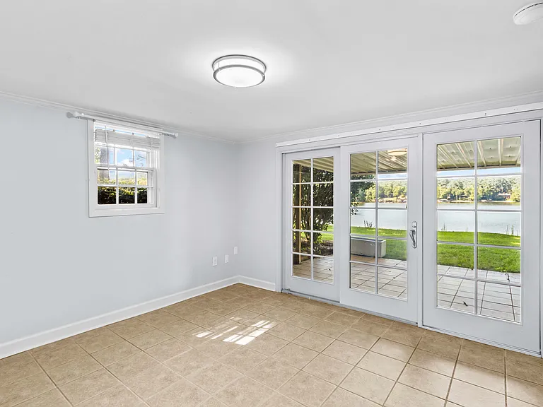118 Revere Dr — Photo 28