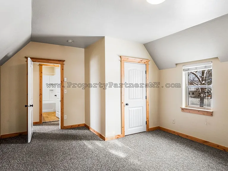 215 N Quaw Blvd — Photo 13