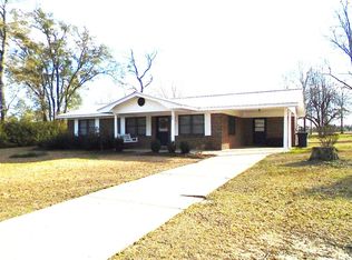 4439 County Highway 2, Laurel Hill, FL 32567