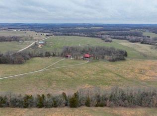 66 Booth Rd, Eldon, MO 65026