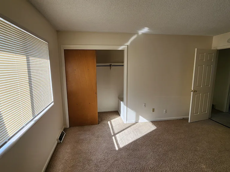 605 Roma Ct #A — Photo 5