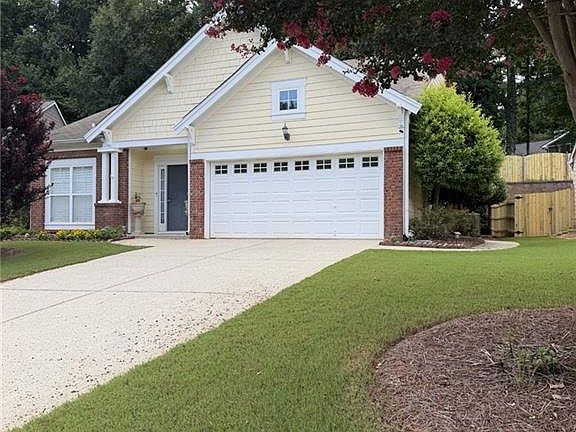 2nd image of 2219 Alnwick Dr