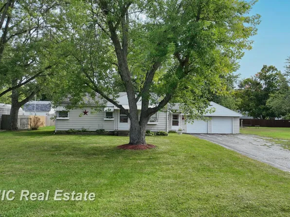 11090 Phyllis Dr, Clio, MI 48420