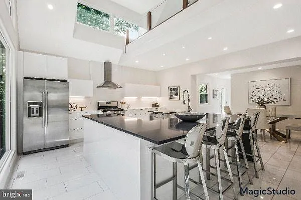 1108 Vassar Rd — Photo 9