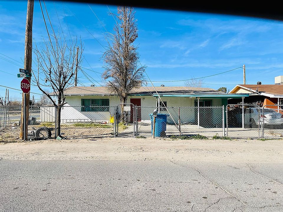 1st image of 882 Delhi Dr