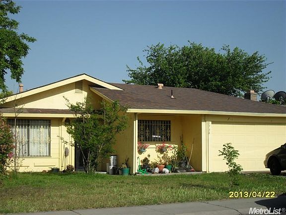 5th image of 1736 Crestwood Cir