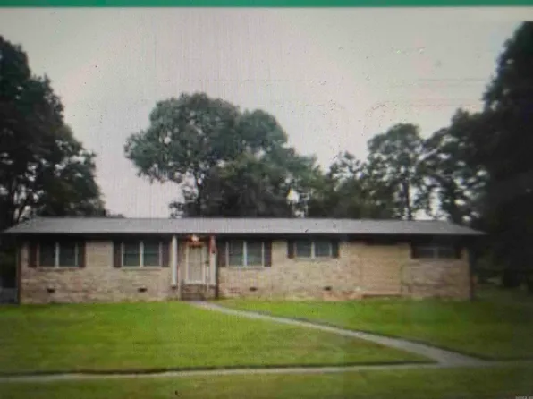 1016 Hester Dr, Benton, AR 72015