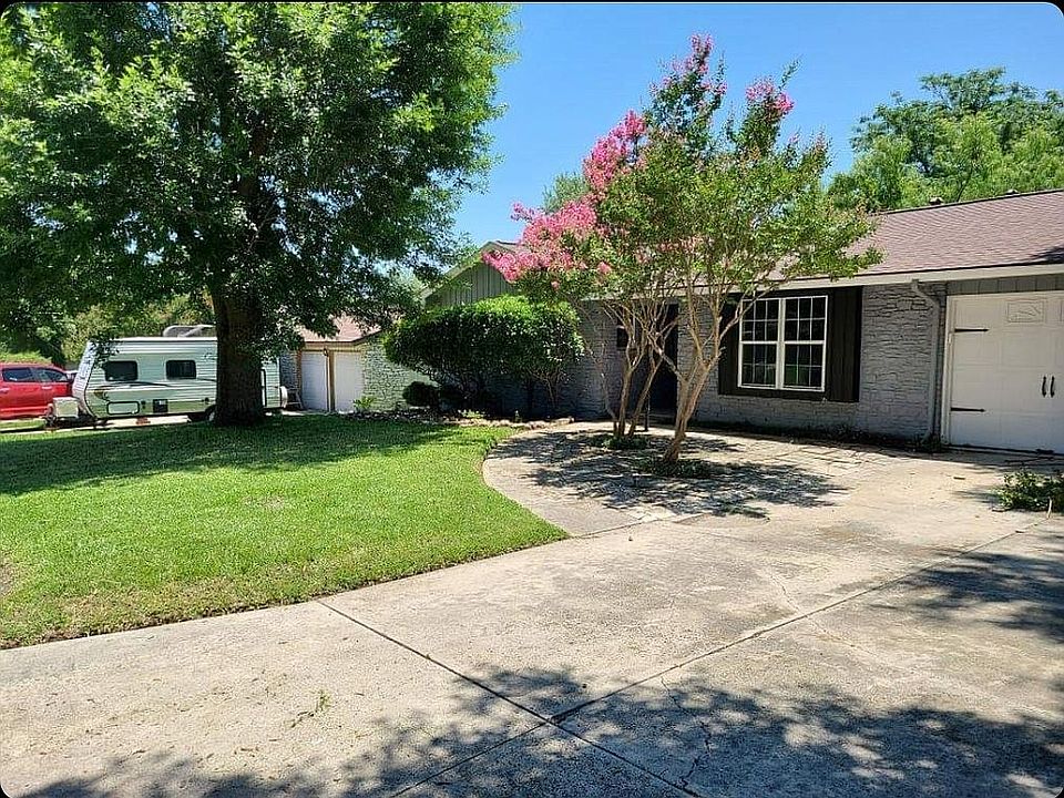 1st image of 5614 Gillis Dr