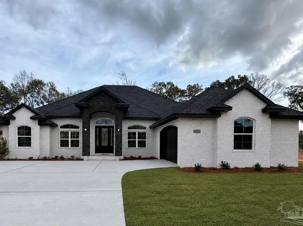 5702 Dunbar Cir, Milton, FL 32583