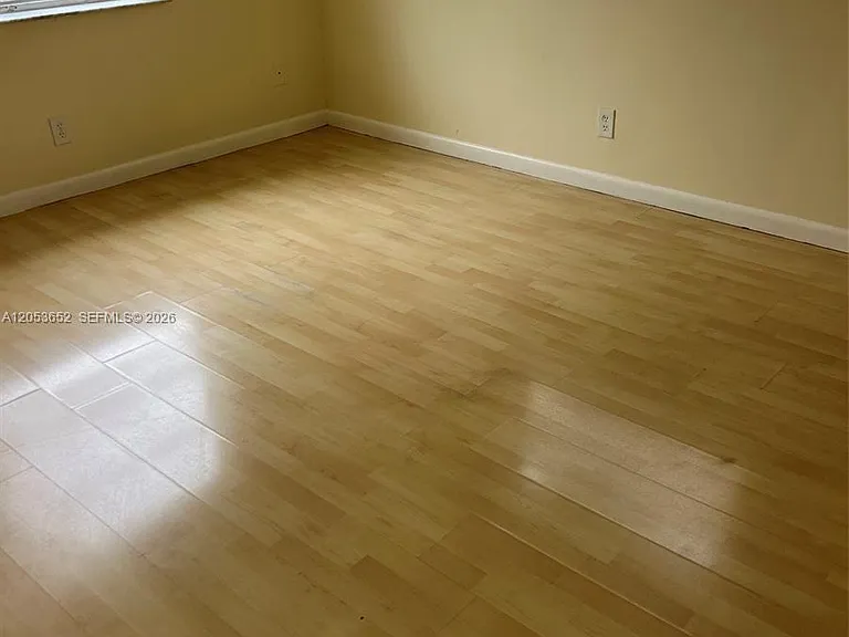 331 S J St #4 — Photo 11