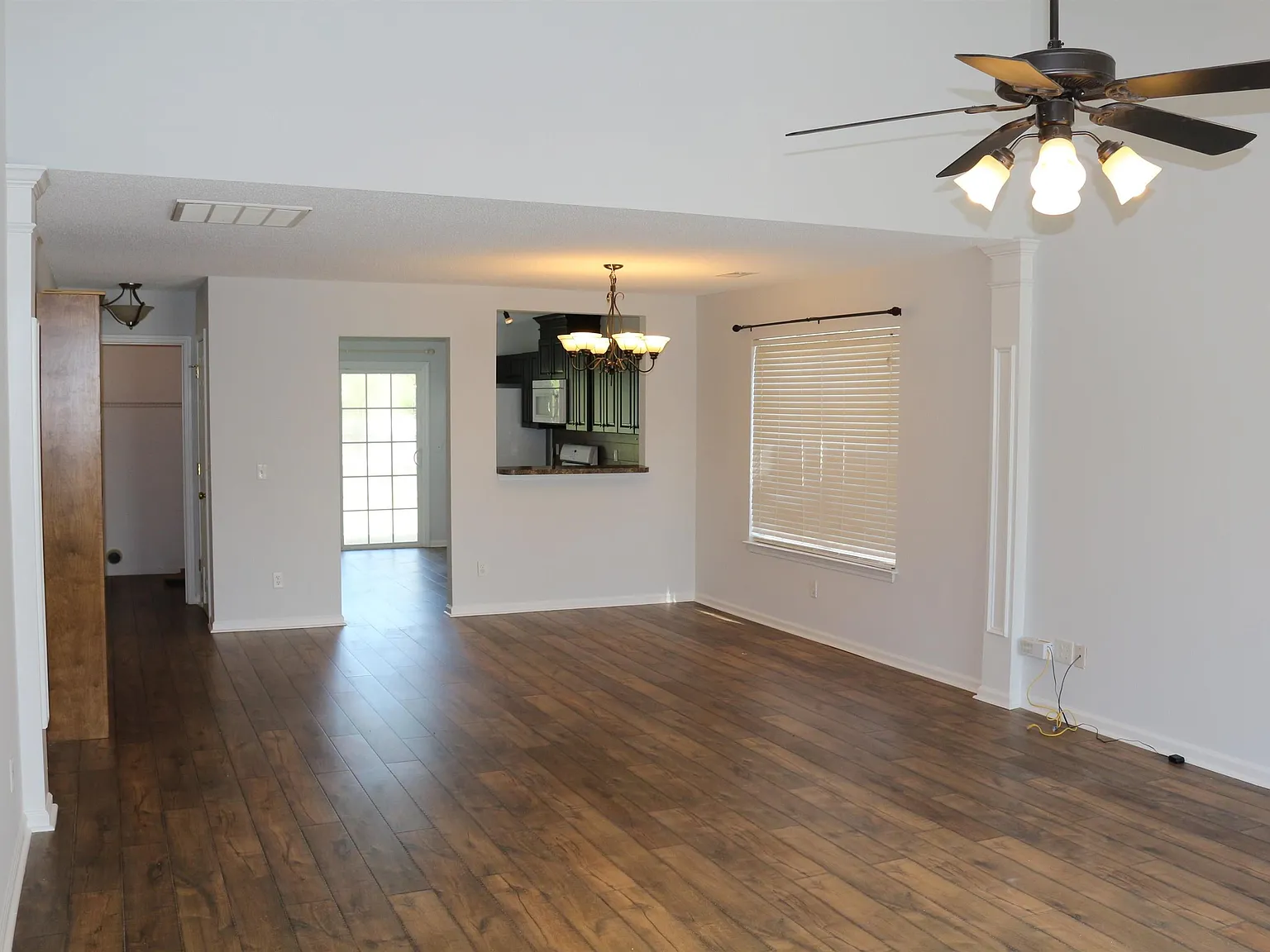 3 bed, 1500 sqft, $2,000 — Photo 4