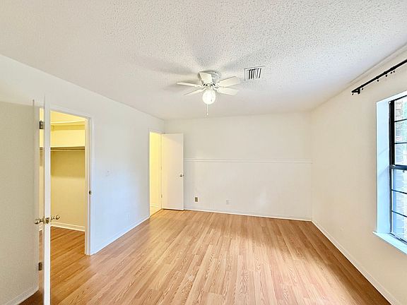 5th image of 5949 Rolling Greens Dr