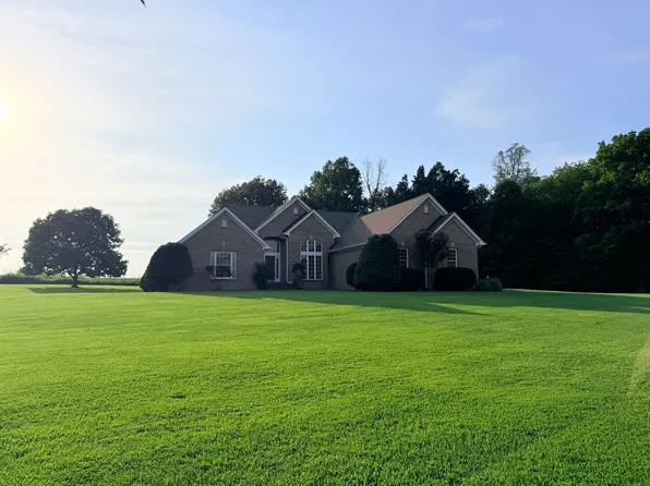 25 Kruger Ln, Metropolis, IL 62960
