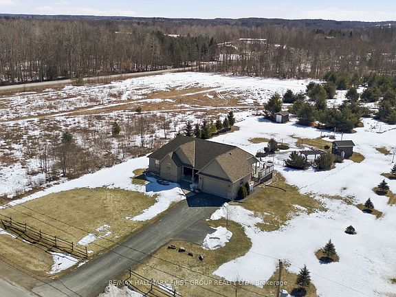 2nd image of 27 Charles Rd