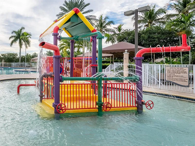 485 Silver Palm Way — Photo 40
