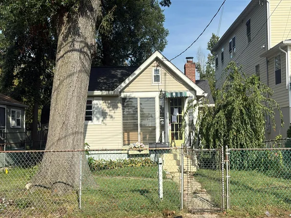 30 Shadyside Ave, Keansburg, NJ 07734