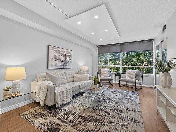 2nd image of 1001 Cedarglen Gate #221