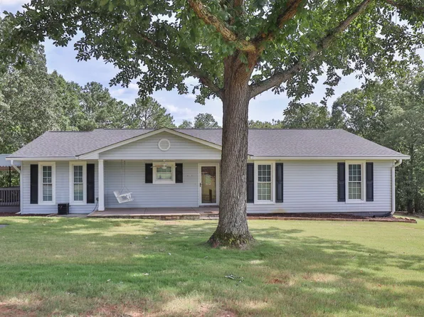 911 Grantham Rd, Hamilton, GA 31811