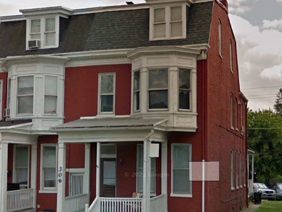 1st image of 306 W Jackson St Room 1-5