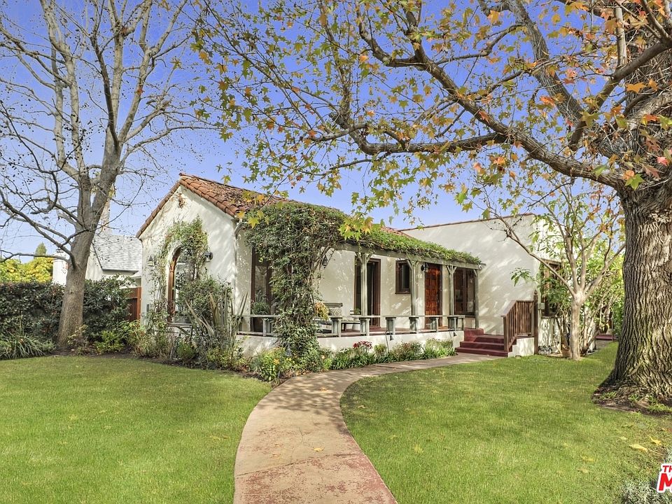1st image of 3703 Glenfeliz Blvd