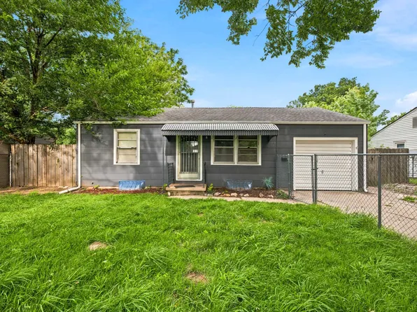 4533 S Oak Ave, Wichita, KS 67217