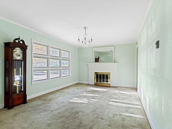 4th image of 710 Fleetwood Dr