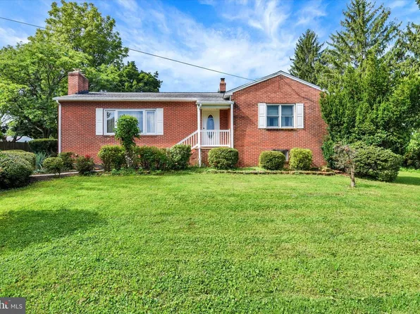 200 Bezold Ave, Westminster, MD 21157