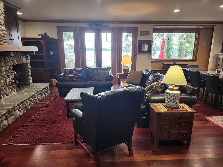 16946 Belle Isle Dr — Photo 5