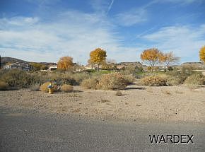 2nd image of 3105 N Miles Dr