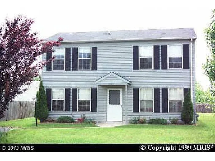5589 Reardon Ln photo 1