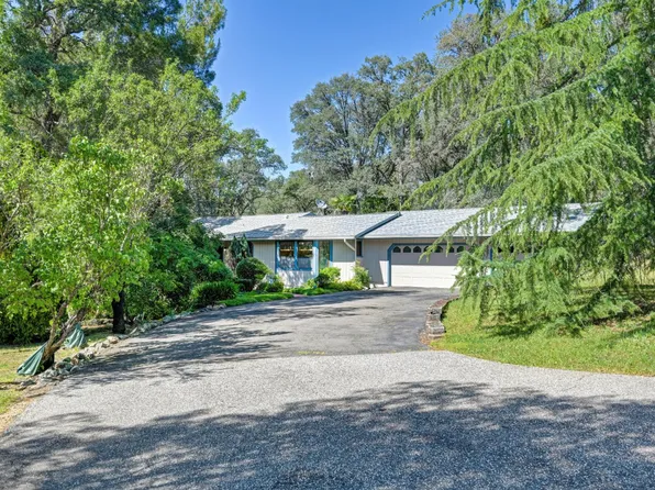 4220 Miller Oak Dr, Auburn, CA 95602