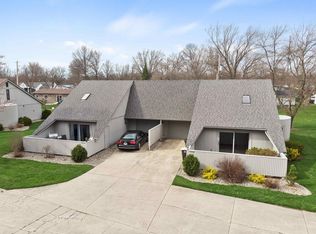 7817-7819 Stellhorn Rd, Fort Wayne, IN 46815