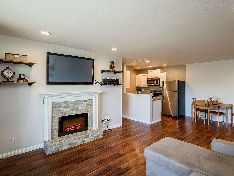 1st image of 117 Piccadilly Pl APT H