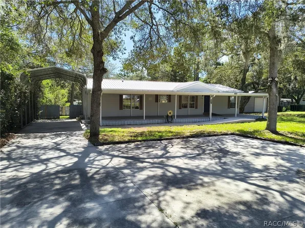 4703 S Hatteray Point, Lecanto, FL 34461